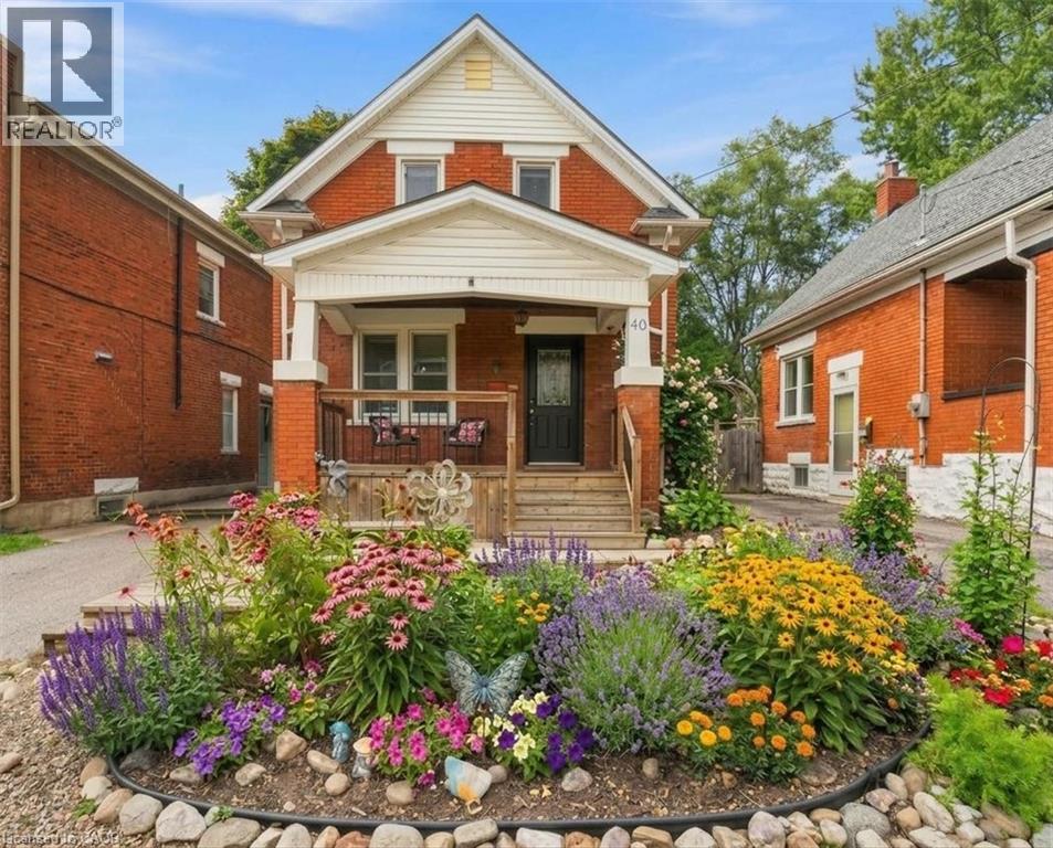 MLS® listing #30315606 for sale located at 40 GUELPH Street