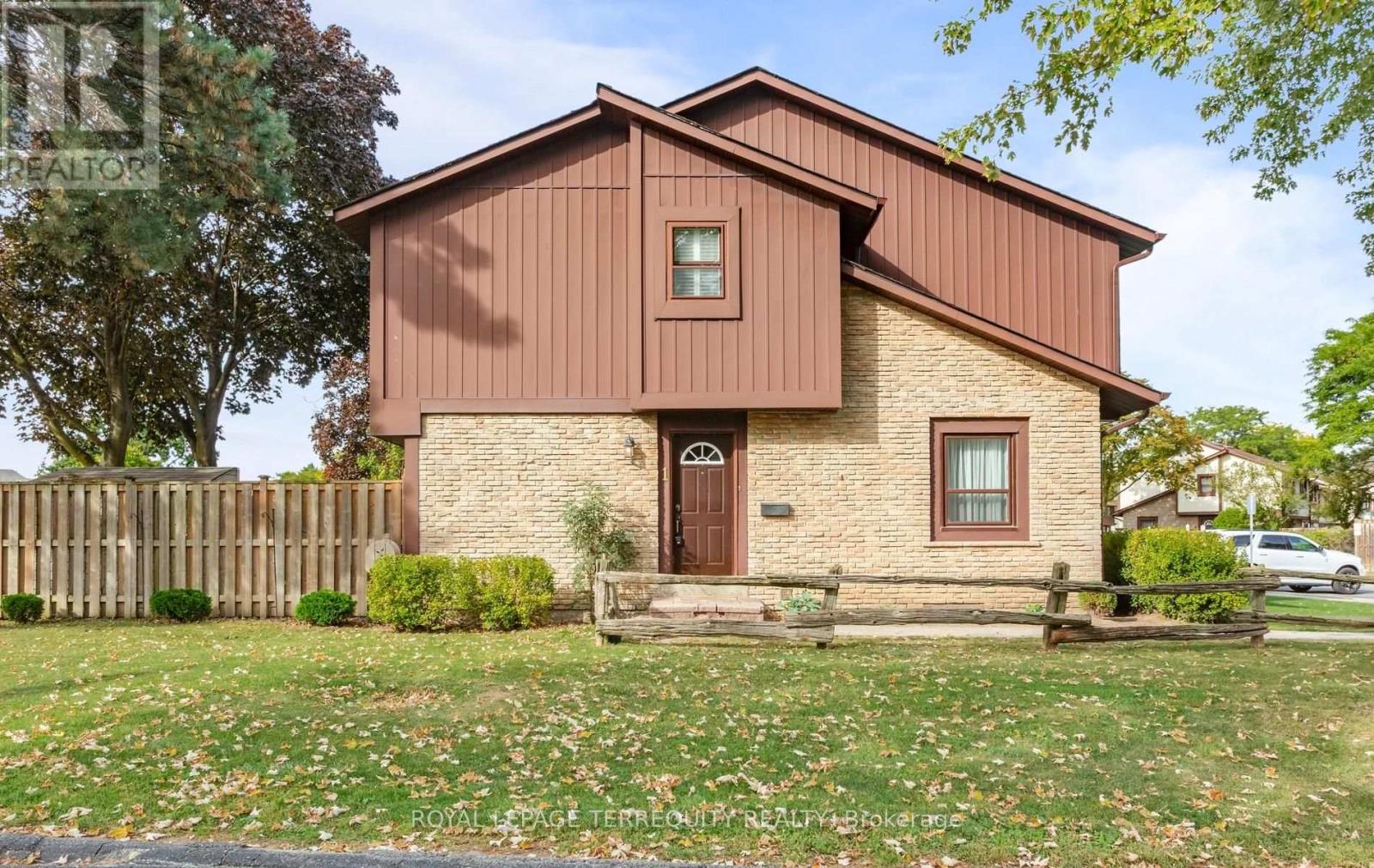 MLS® listing #30315721 for sale located at 1 - 6650 FALCONER DRIVE