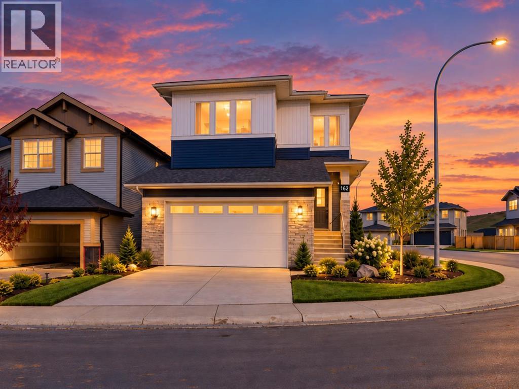 MLS® listing #30315991 for sale located at 162 Heritage Court