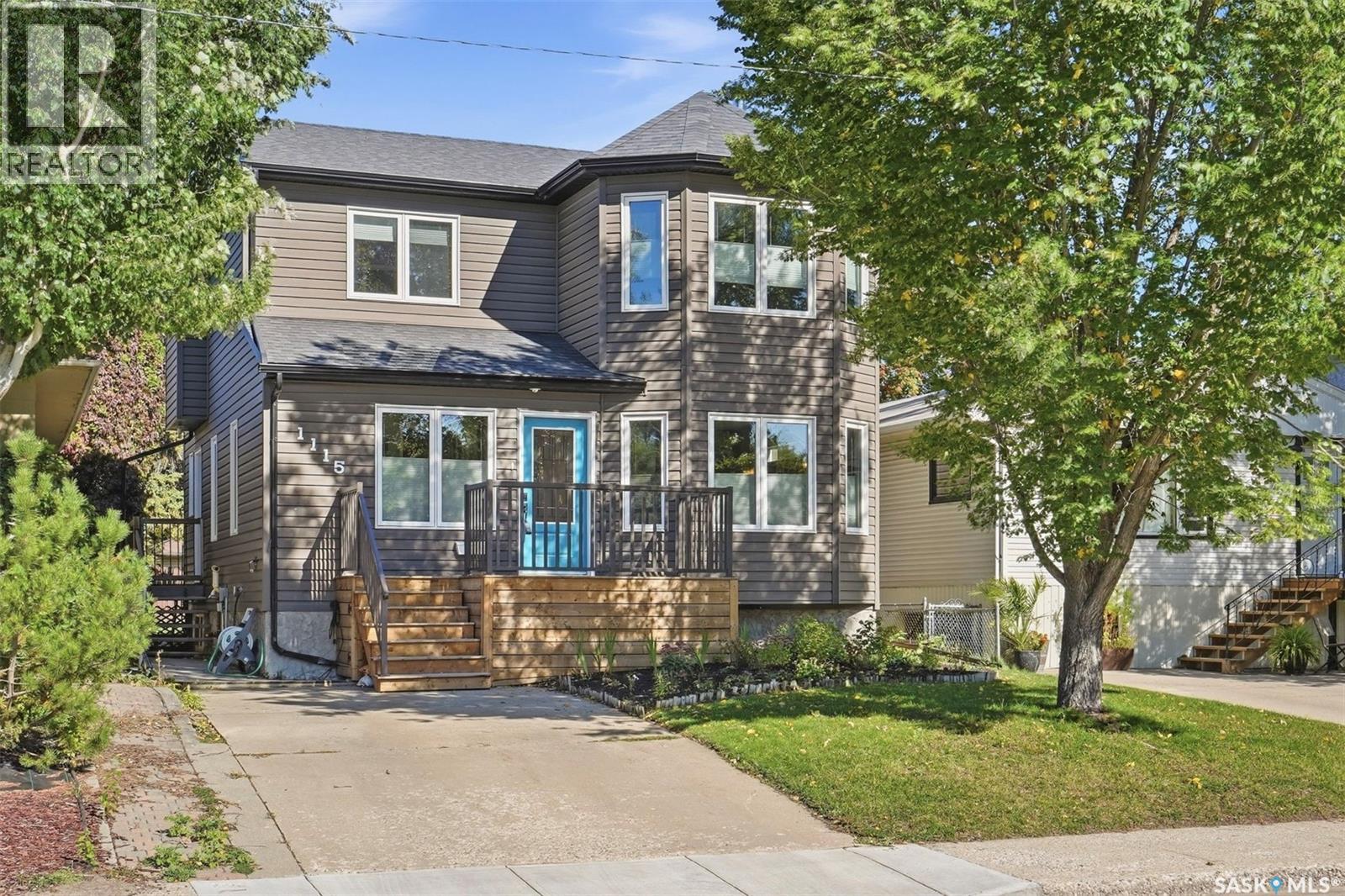 MLS® listing #30316121 for sale located at 1115 6th STREET E