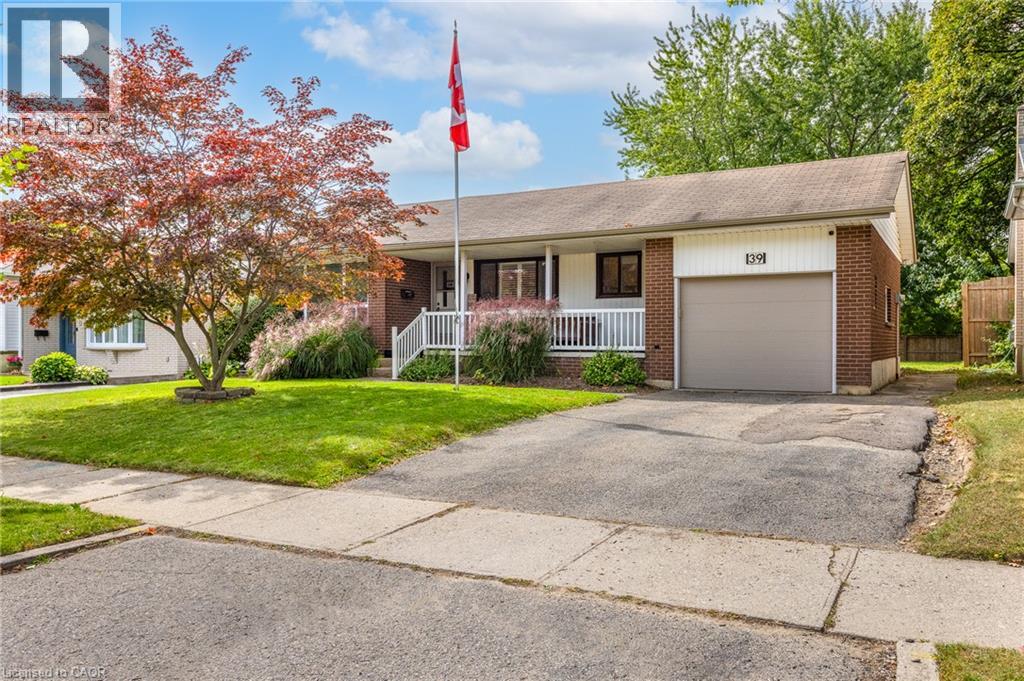 MLS® listing #30316147 for sale located at 39 WREN Crescent