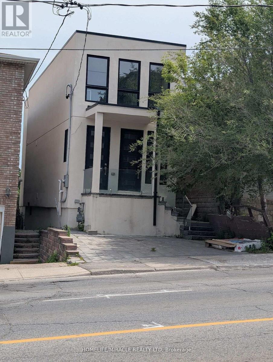 MLS® listing #30316981 for sale located at 2099 DUFFERIN STREET