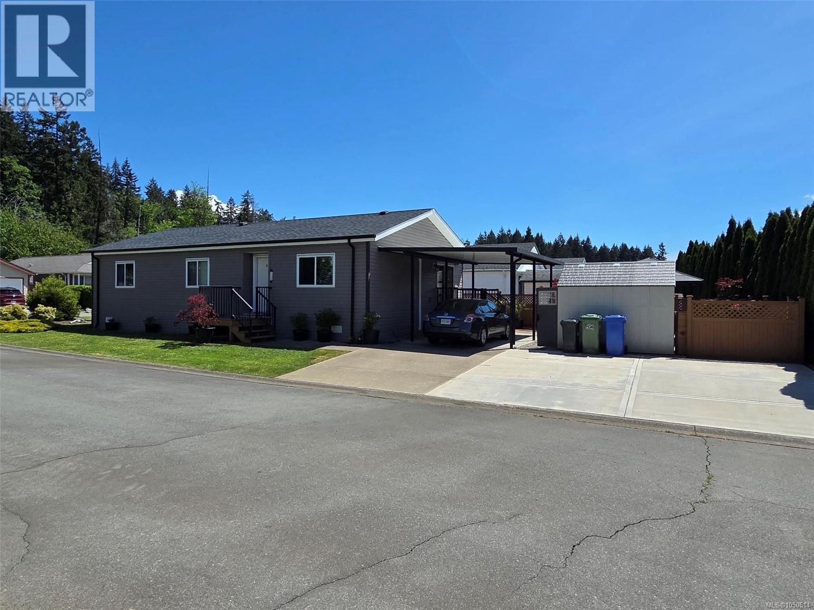 MLS® listing #30317271 for sale located at 116 5555 Grandview Rd