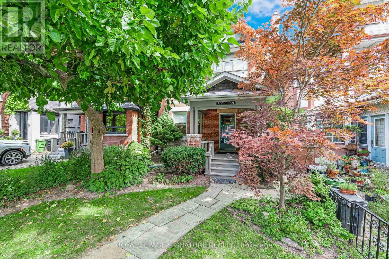 MLS® listing #30318817 for sale located at 5 JEAN STREET