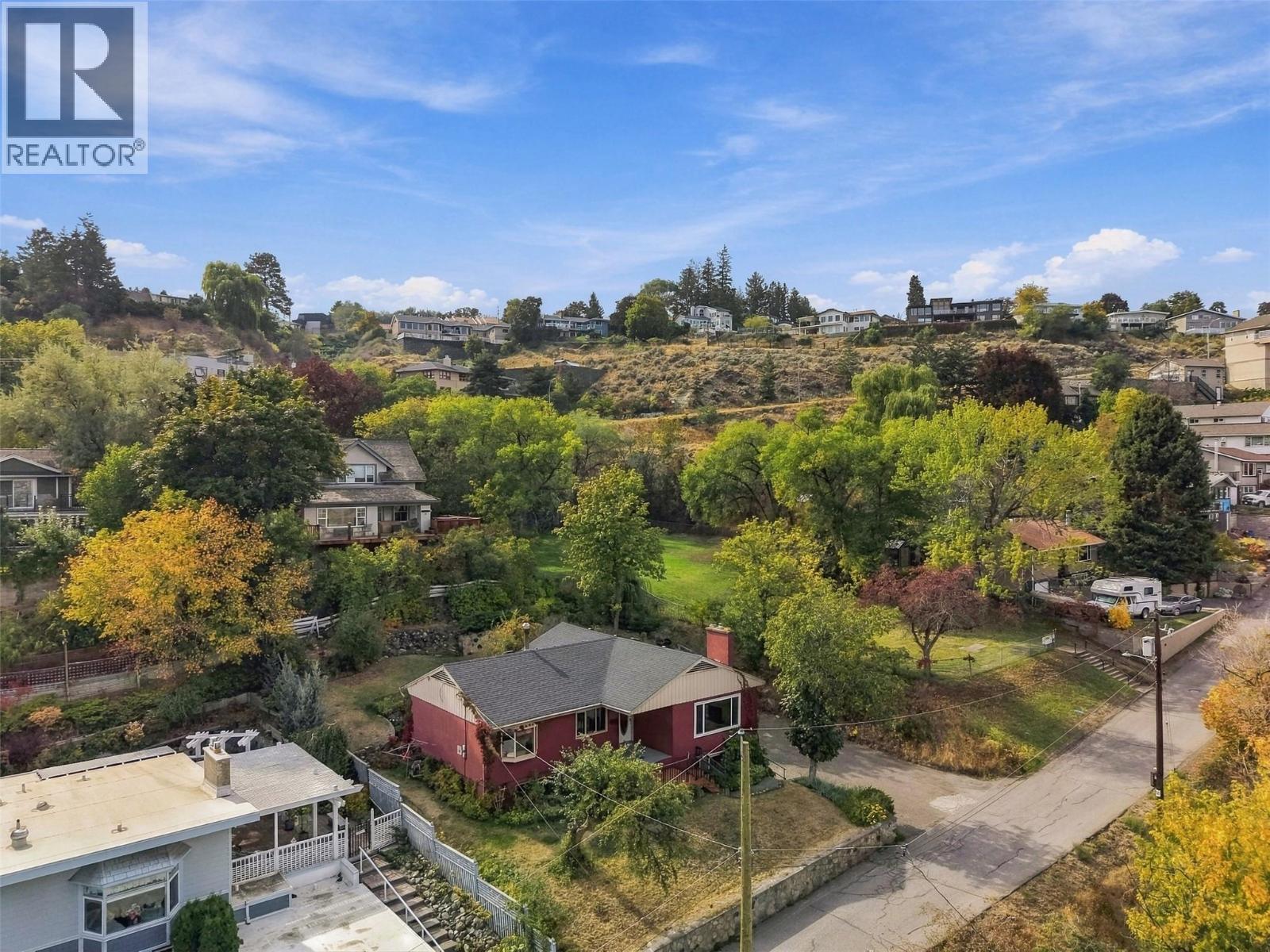 MLS® listing #30318952 for sale located at 211 CONNAUGHT Road