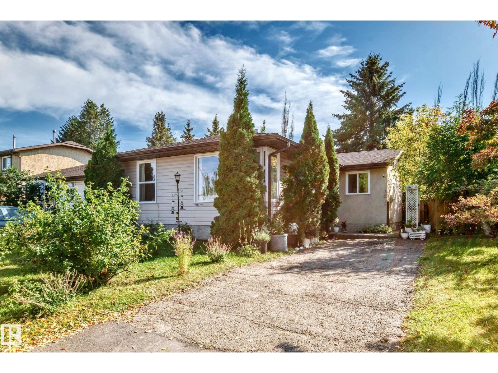 MLS® listing #30320876 for sale located at 11007 173A AV NW