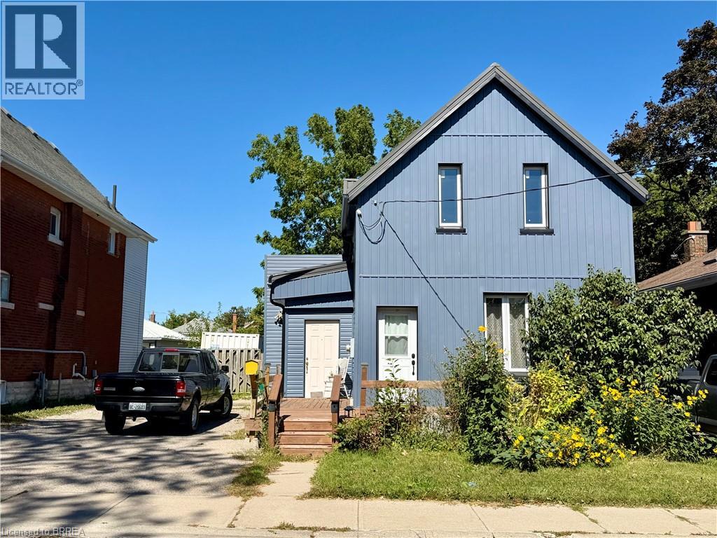MLS® listing #30321049 for sale located at 112 ARTHUR Street