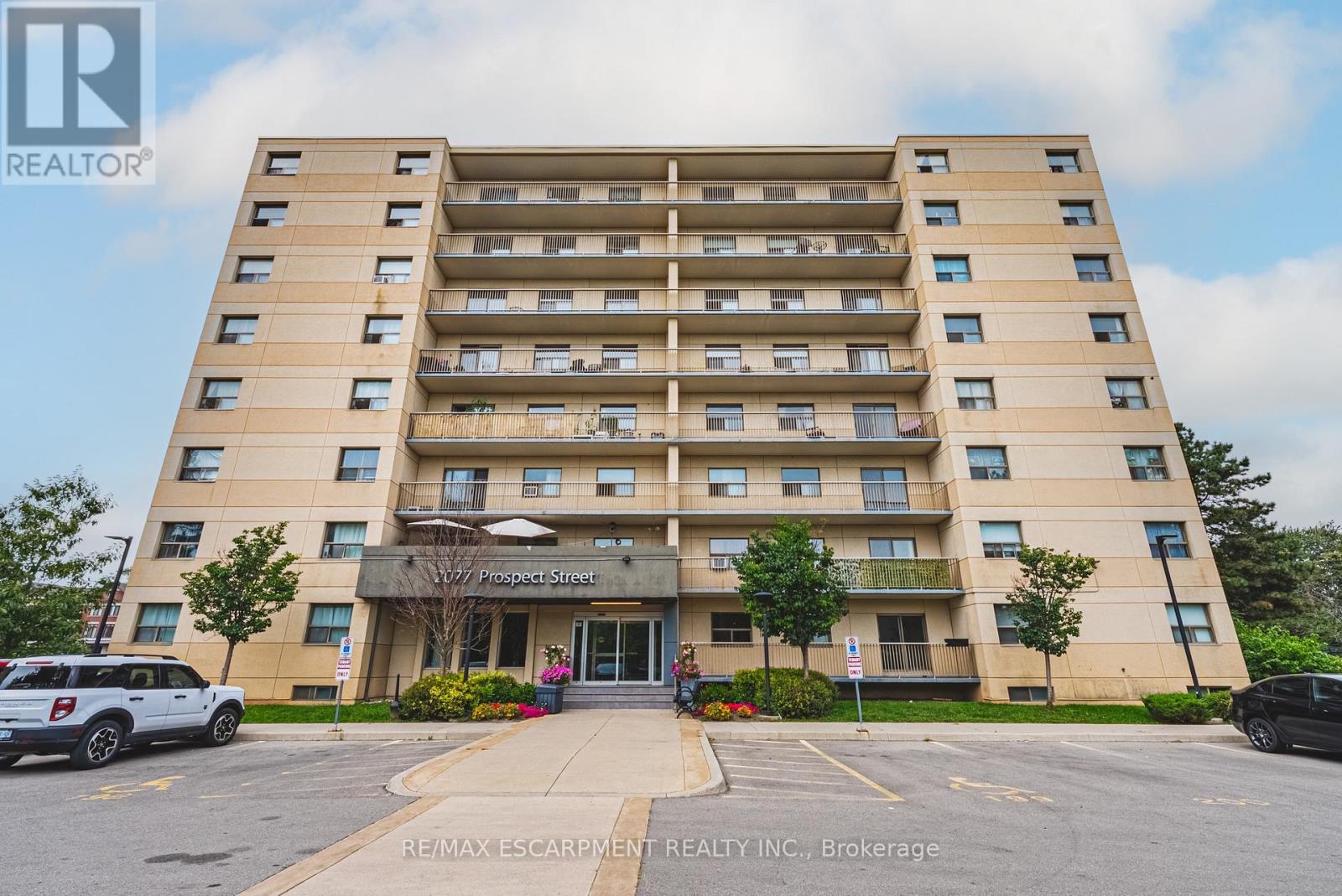 MLS® listing #30321133 for sale located at 104 - 2077 PROSPECT STREET