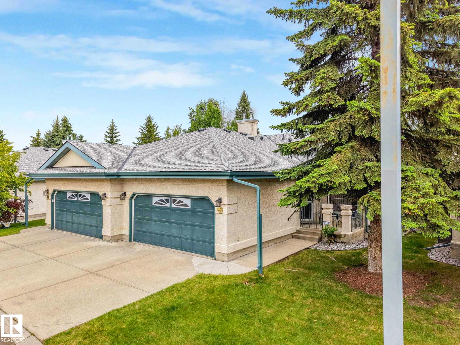 MLS® listing #30321894 for sale located at 122 HADDOW CL NW