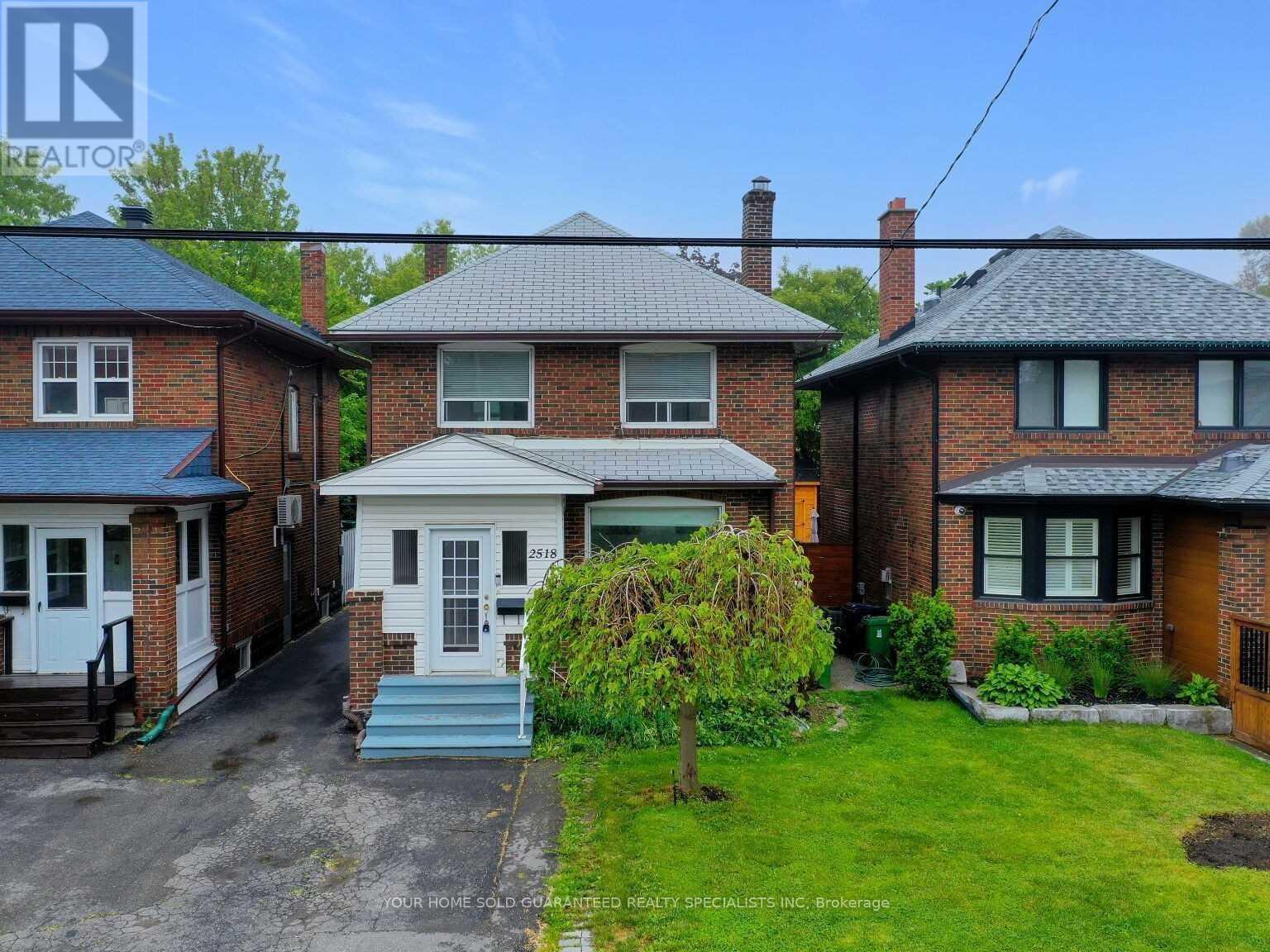 MLS® listing #30321924 for sale located at 2518 LAKE SHORE BOULEVARD