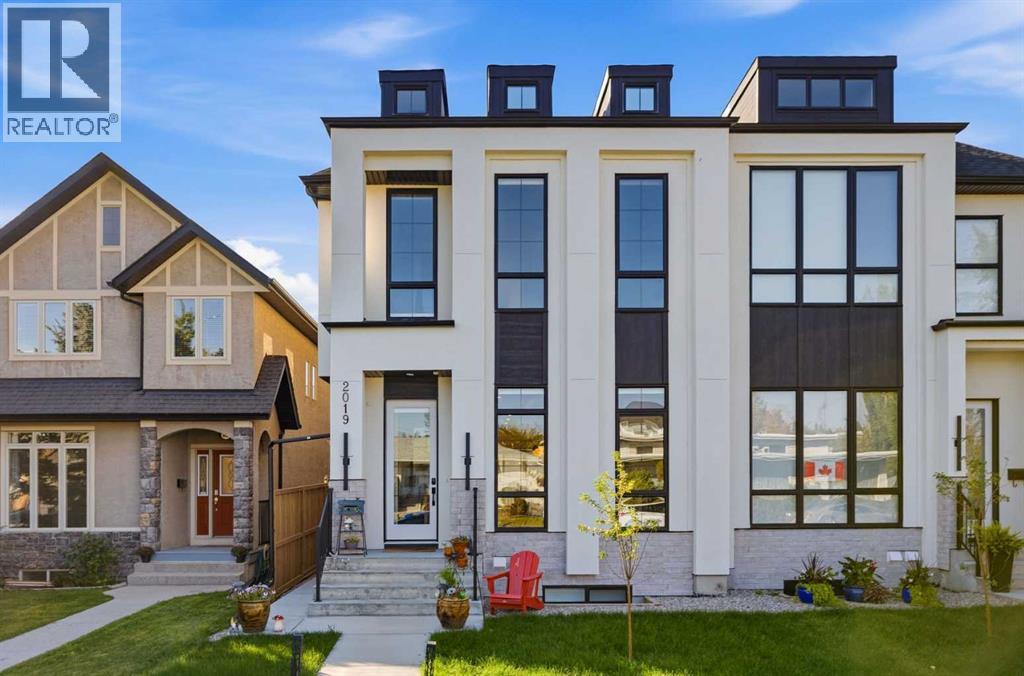 MLS® listing #30321979 for sale located at 2019 21 Avenue NW