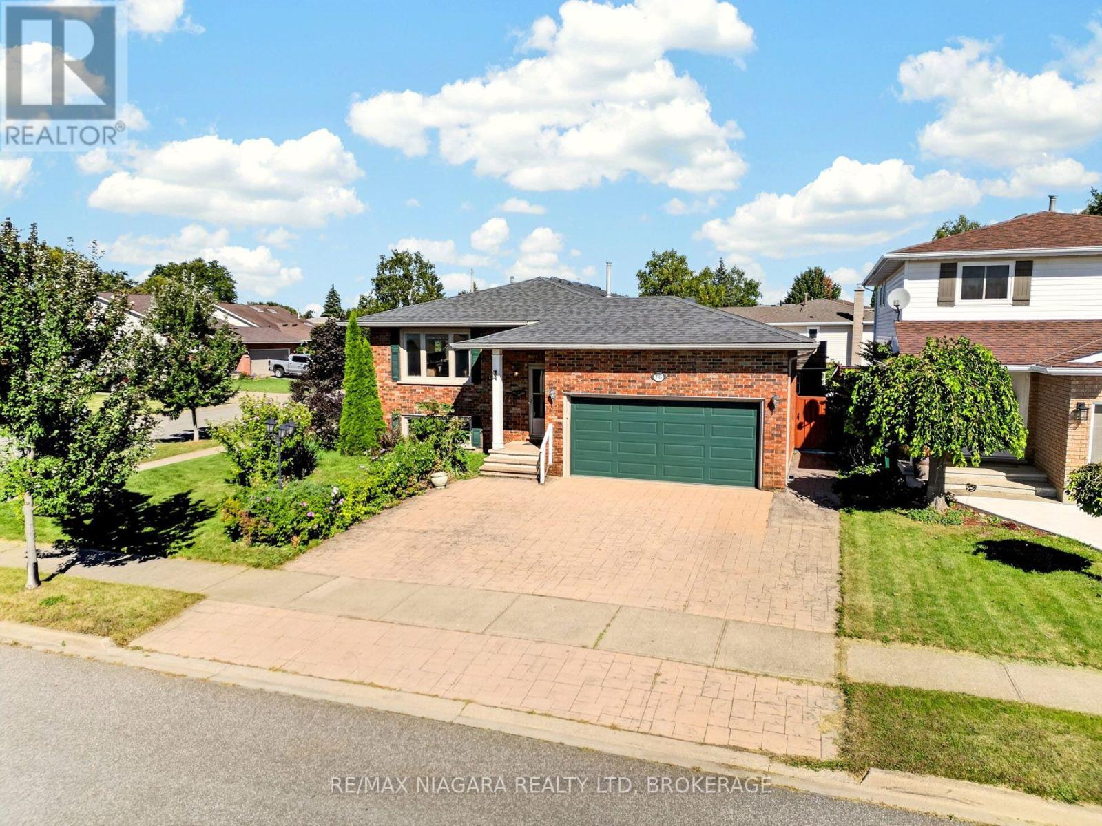 MLS® listing #30322294 for sale located at 7905 SALISBURY PLACE