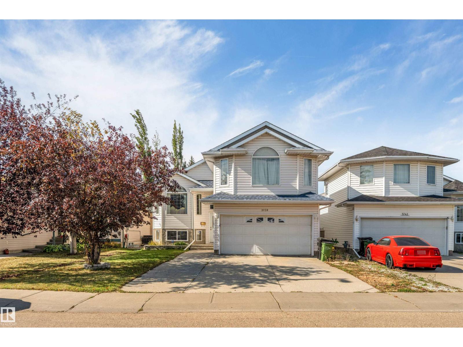 MLS® listing #30325298 for sale located at 3738 28A ST NW