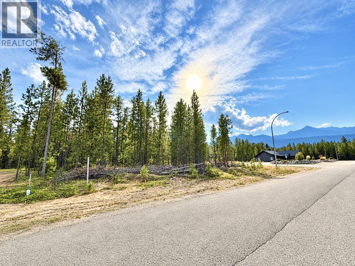 MLS® listing #30325406 for sale located at 1255 18TH AVENUE