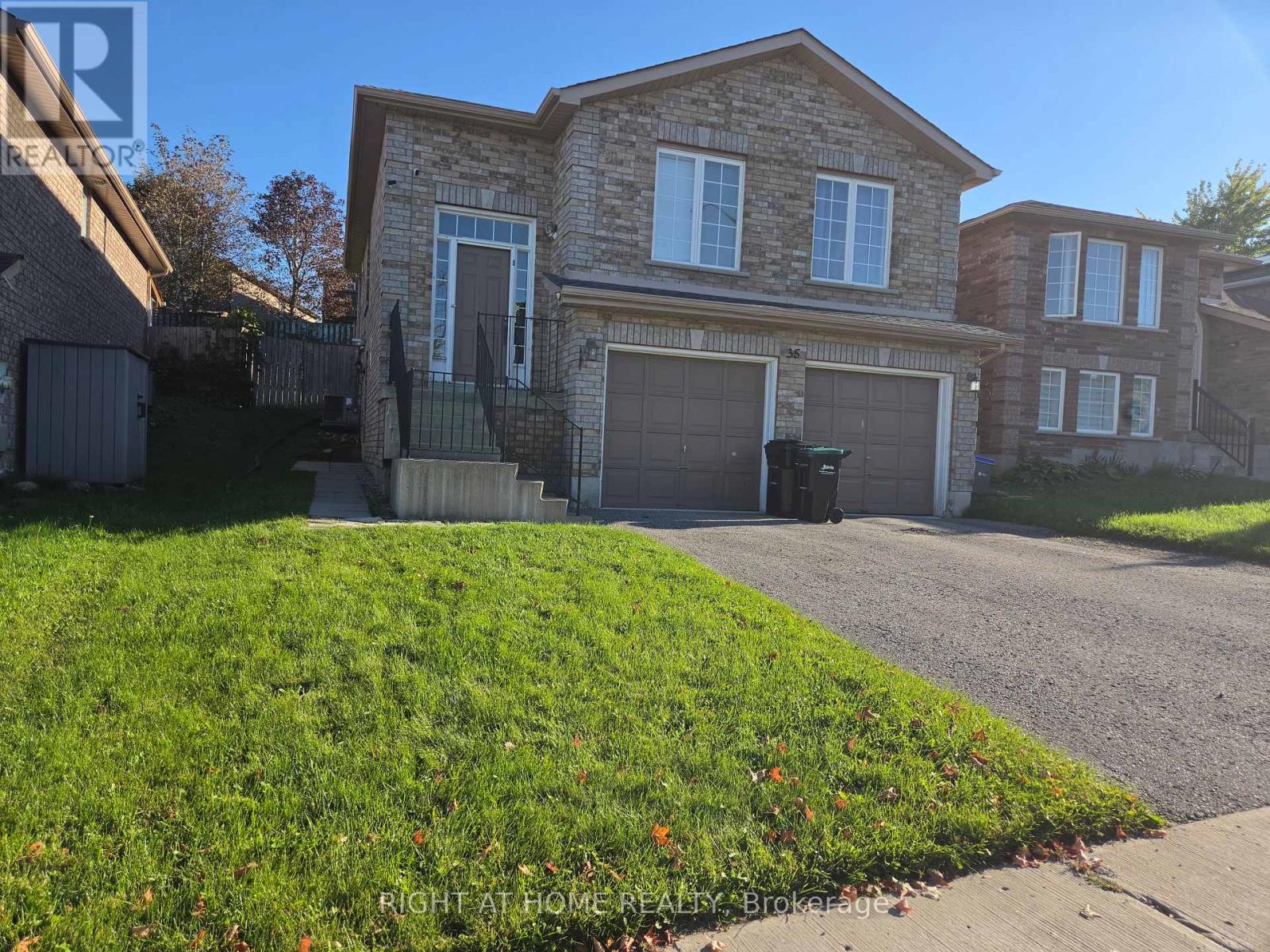 MLS® listing #30326424 for sale located at LOWER - 35 FOREST DALE DRIVE