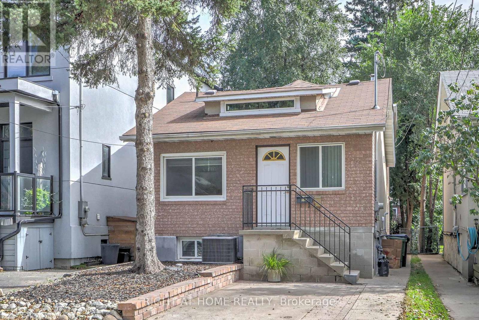 MLS® listing #30326438 for sale located at 243 COLERIDGE AVENUE