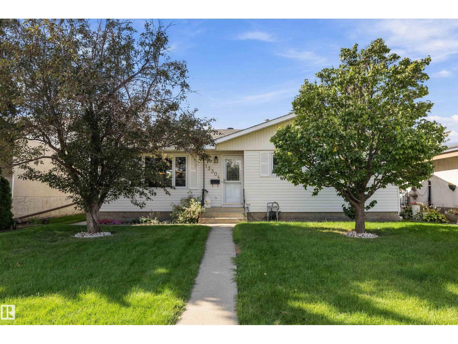 MLS® listing #30326465 for sale located at 13304 73 ST NW