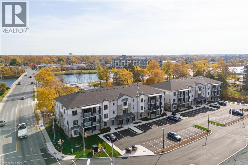 MLS® listing #30326772 for sale located at 123 LINCOLN Street Unit# 107