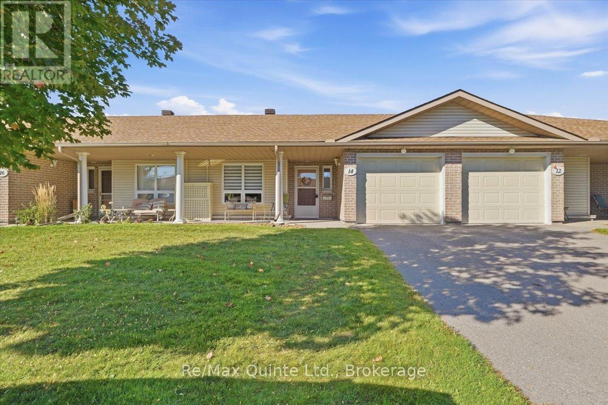 MLS® listing #30329017 for sale located at 14 - 15 ALDERSGATE DRIVE