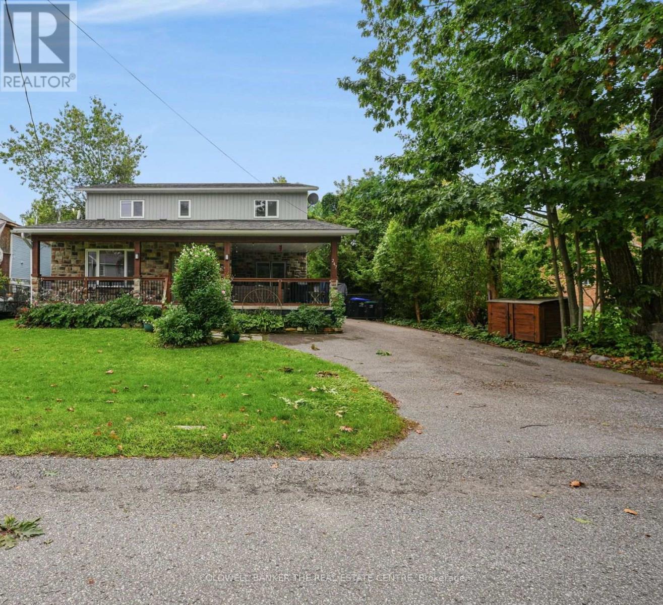 MLS® listing #30329221 for sale located at 247 POPLAR AVENUE