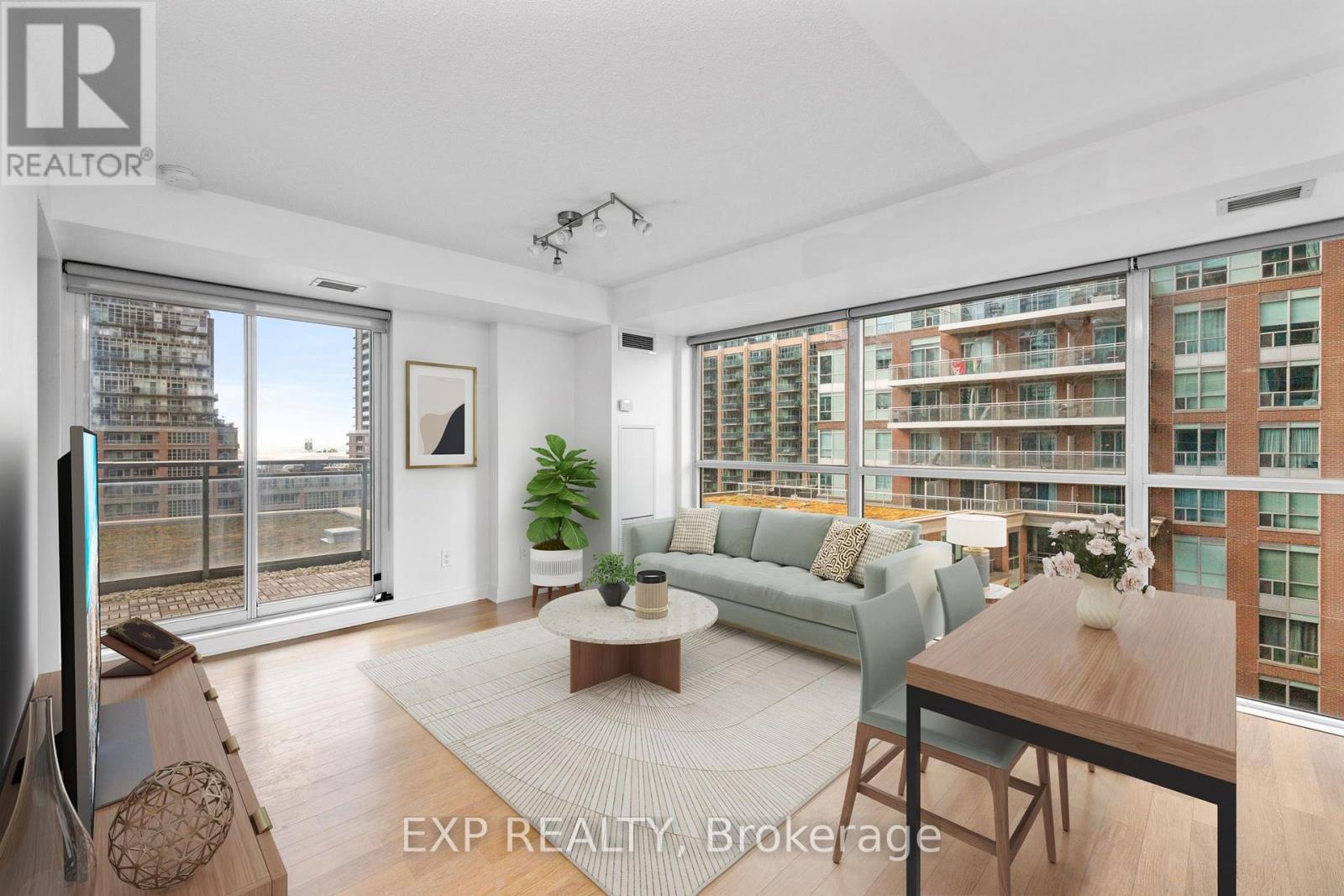 MLS® listing #30329575 for sale located at 712 - 80 WESTERN BATTERY ROAD