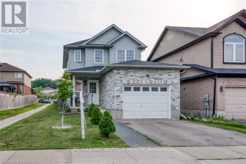 MLS® listing #30329672 for sale located at UPPER - 1369 OLD ZELLER DRIVE