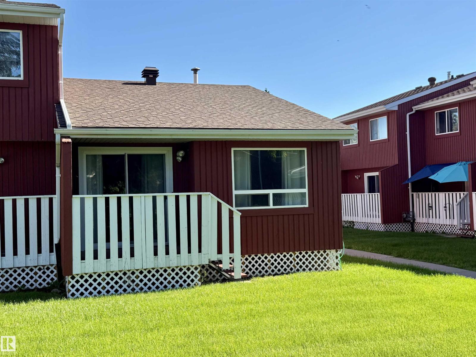 MLS® listing #30331017 for sale located at 10654 BEAUMARIS RD NW
