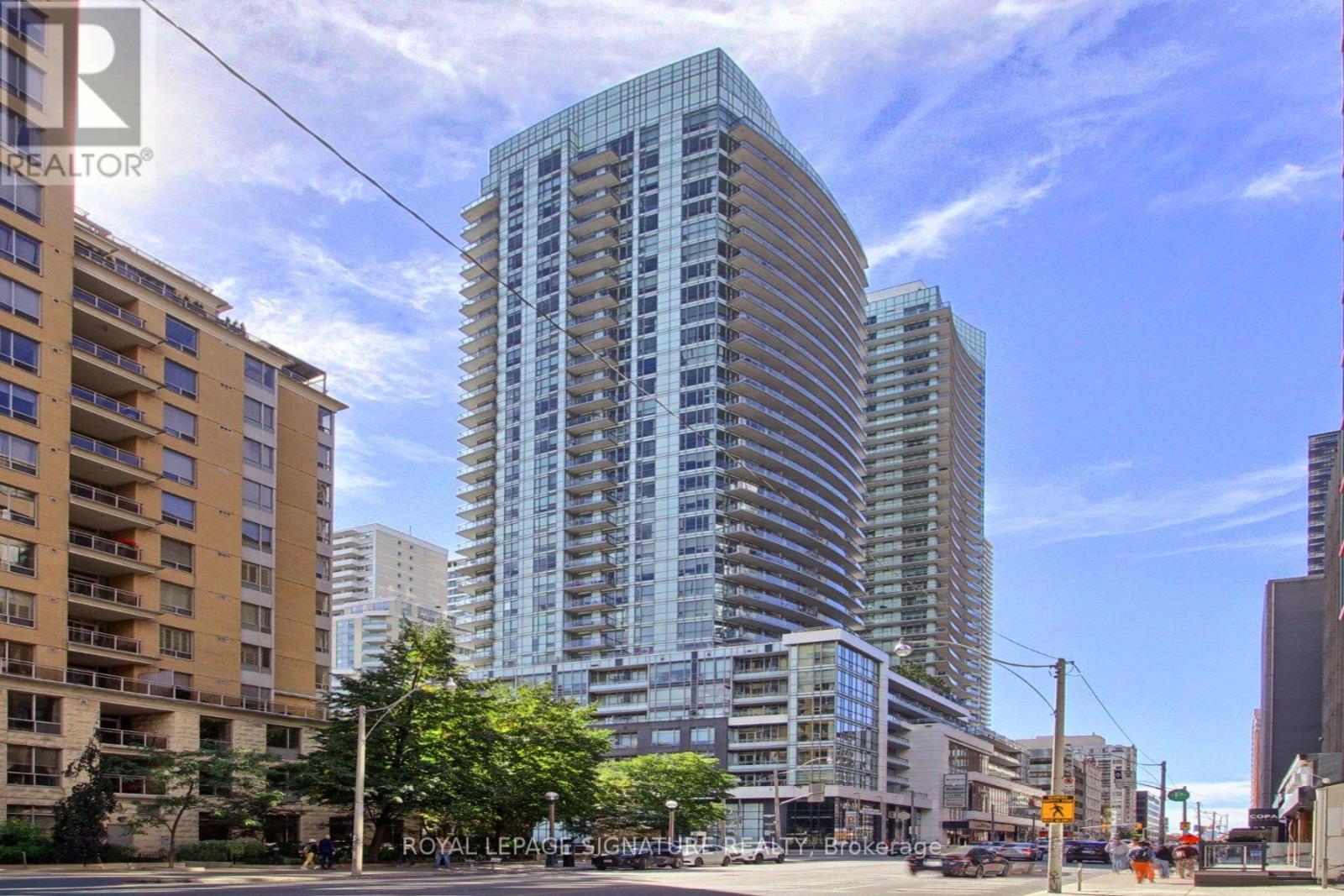 MLS® listing #30331691 for sale located at 1812 - 98 LILLIAN STREET