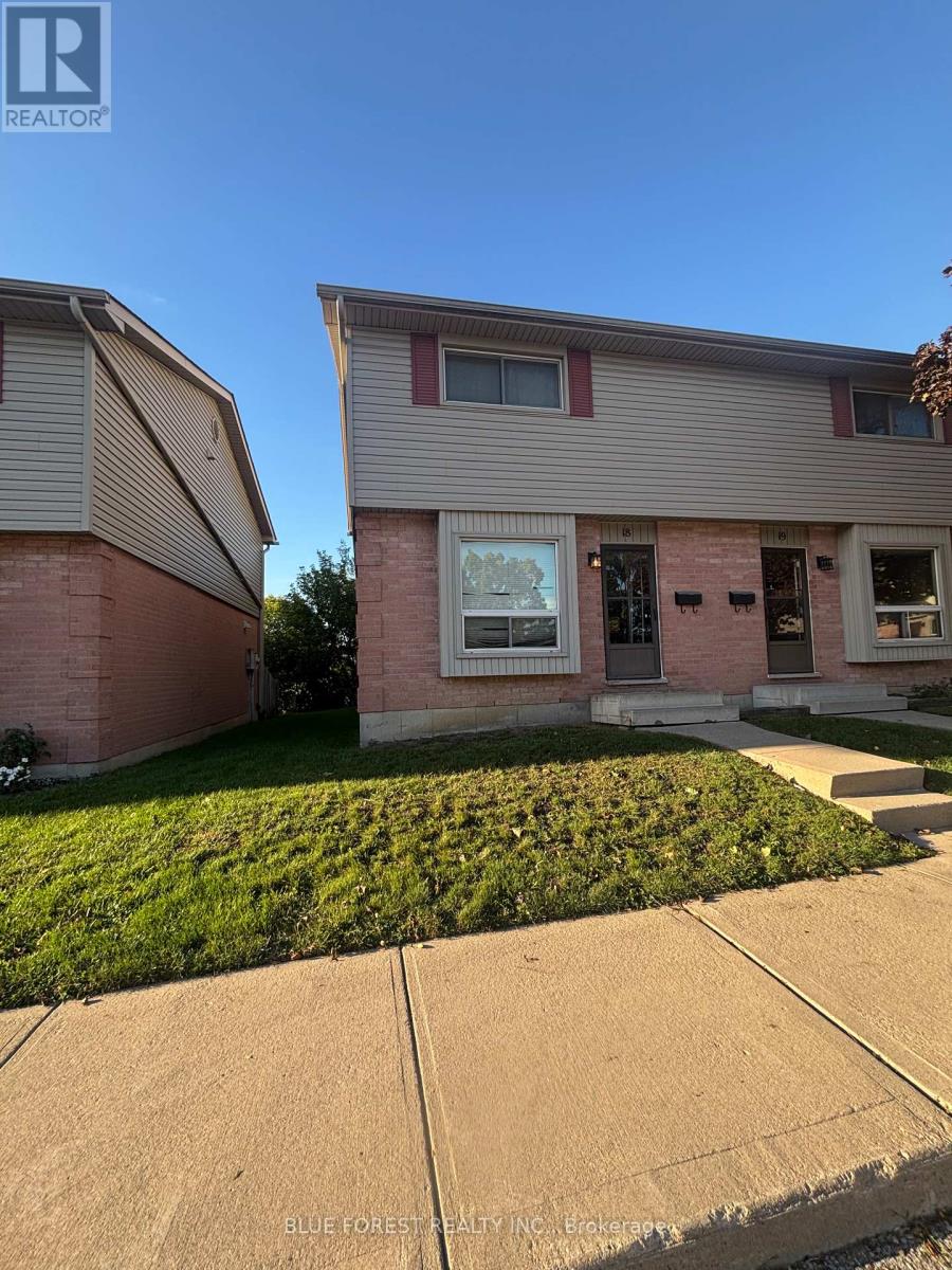 MLS® listing #30331752 for sale located at 18 - 1200 CHEAPSIDE STREET