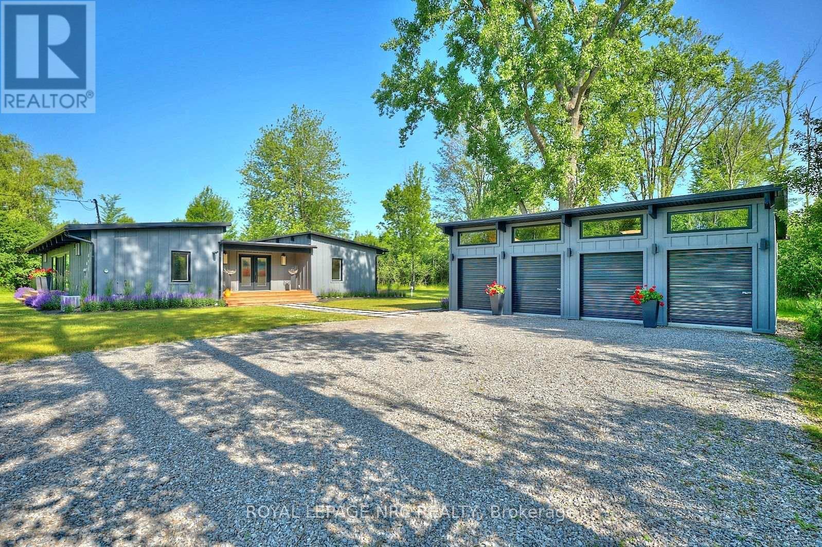 MLS® listing #30331858 for sale located at 1904 MACDONALD DRIVE