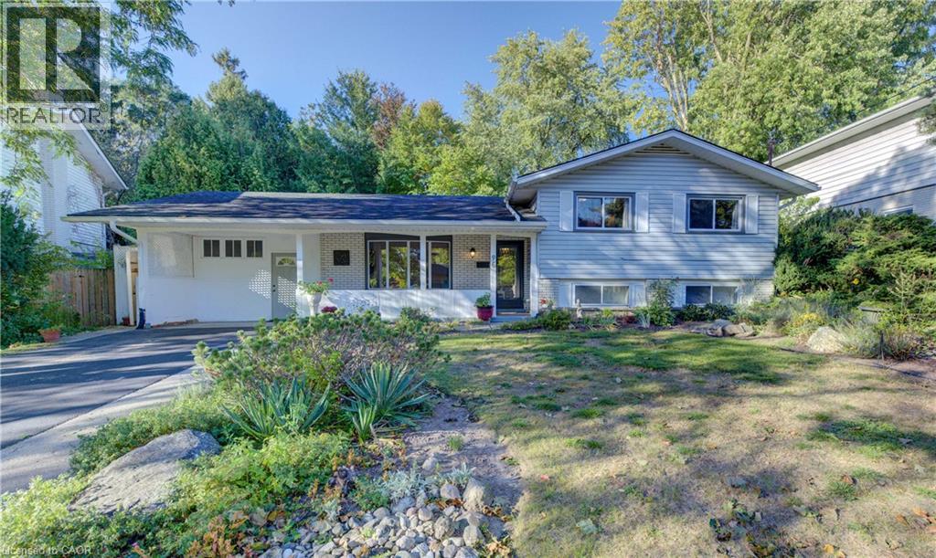 MLS® listing #30332452 for sale located at 95 UPLANDS Drive