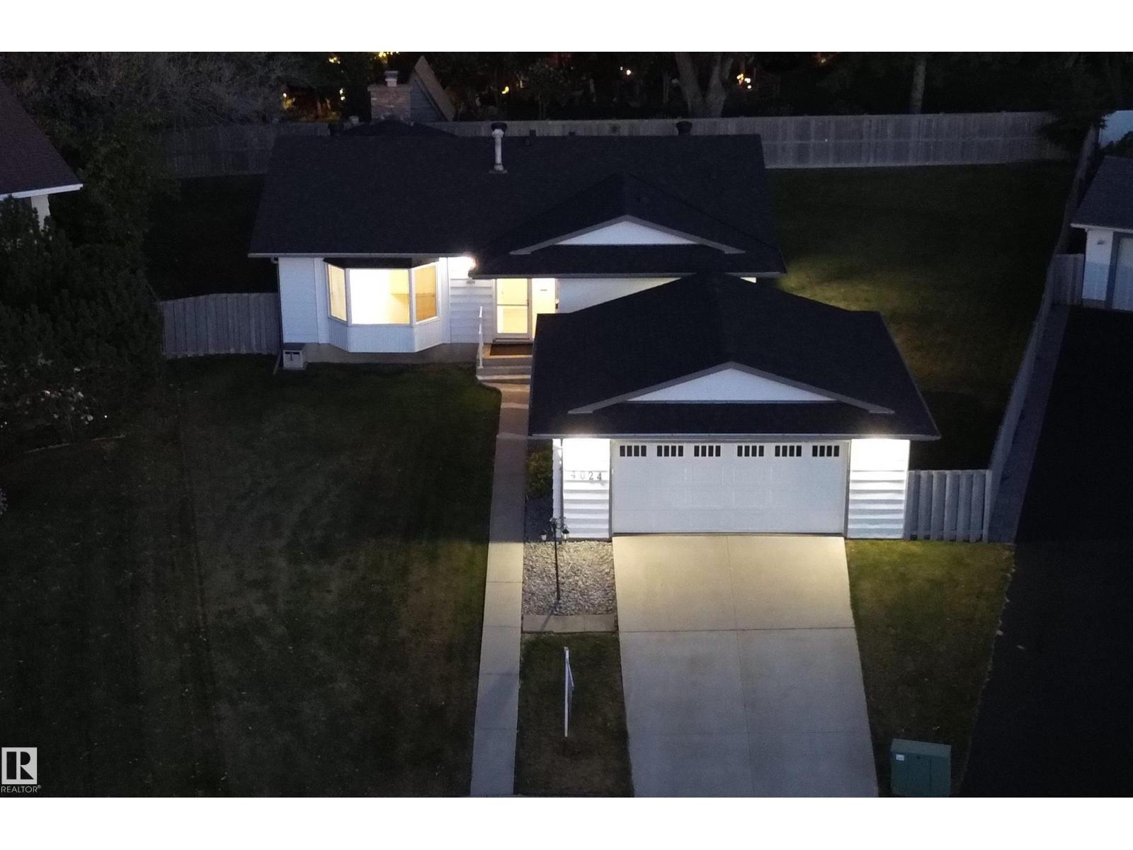 MLS® listing #30332845 for sale located at 4024 GALLOWAY BA