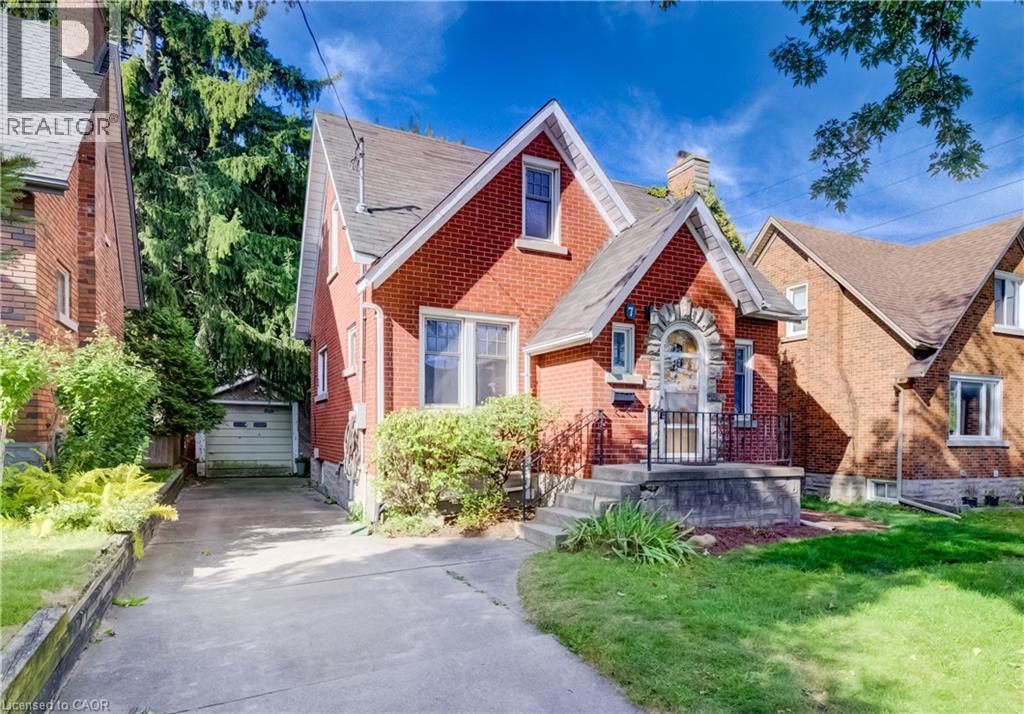 MLS® listing #30334032 for sale located at 7 LOCUST Street