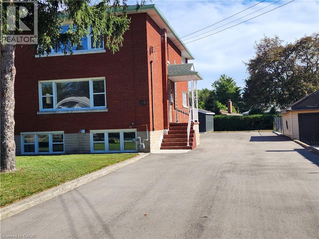 MLS® listing #30334141 for sale located at 215 BELLEVIEW Avenue