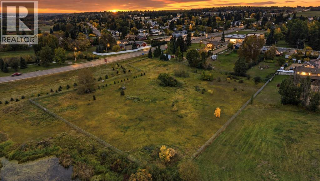MLS® listing #30334629 for sale located at 4608 38A Ave Close