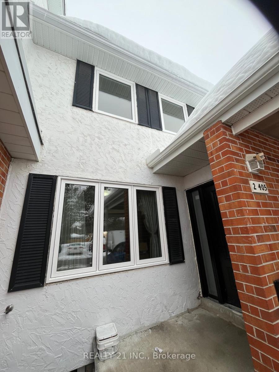 MLS® listing #30334832 for sale located at 2 - 405 KEATS WAY