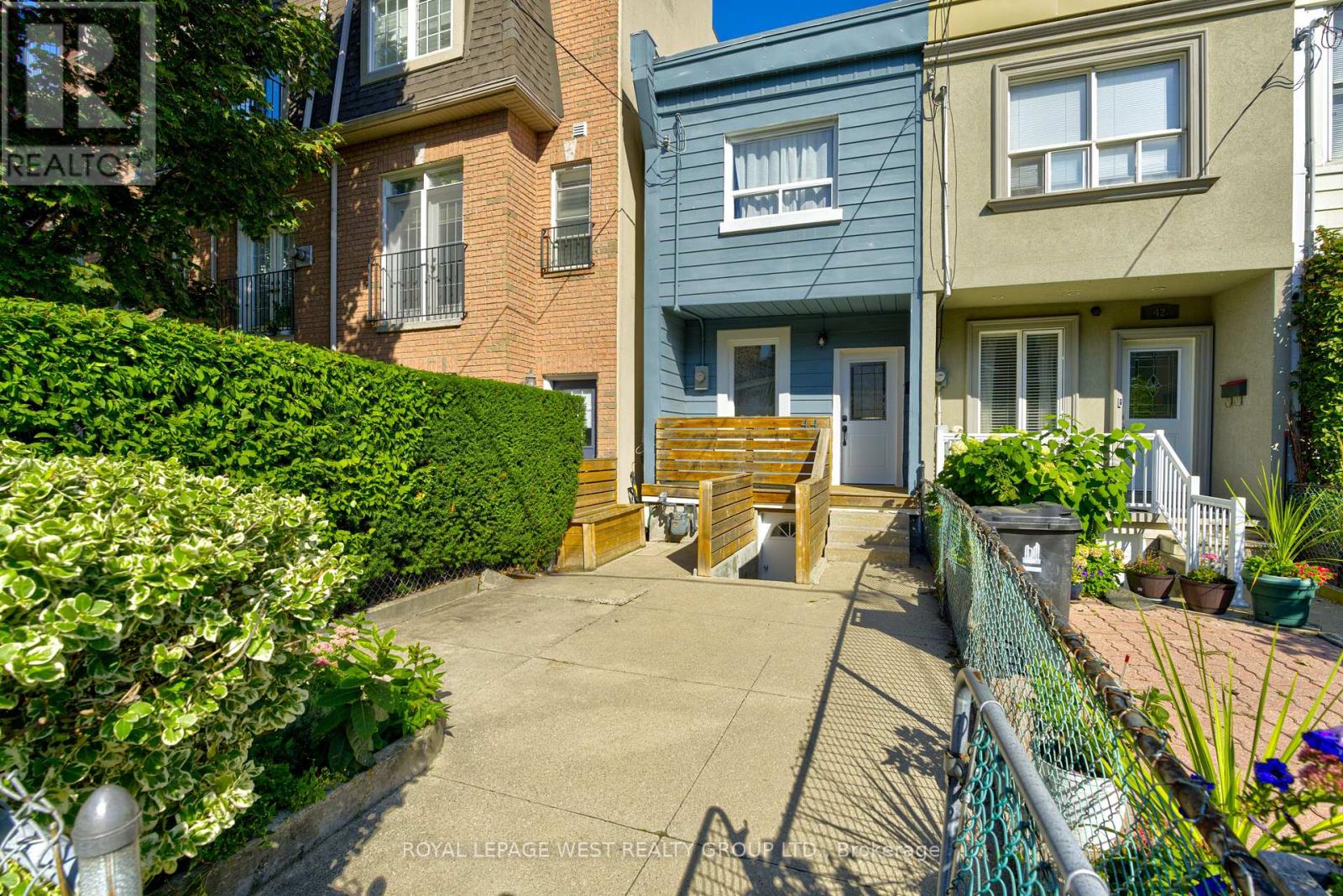 MLS® listing #30337624 for sale located at 44 FISHER STREET