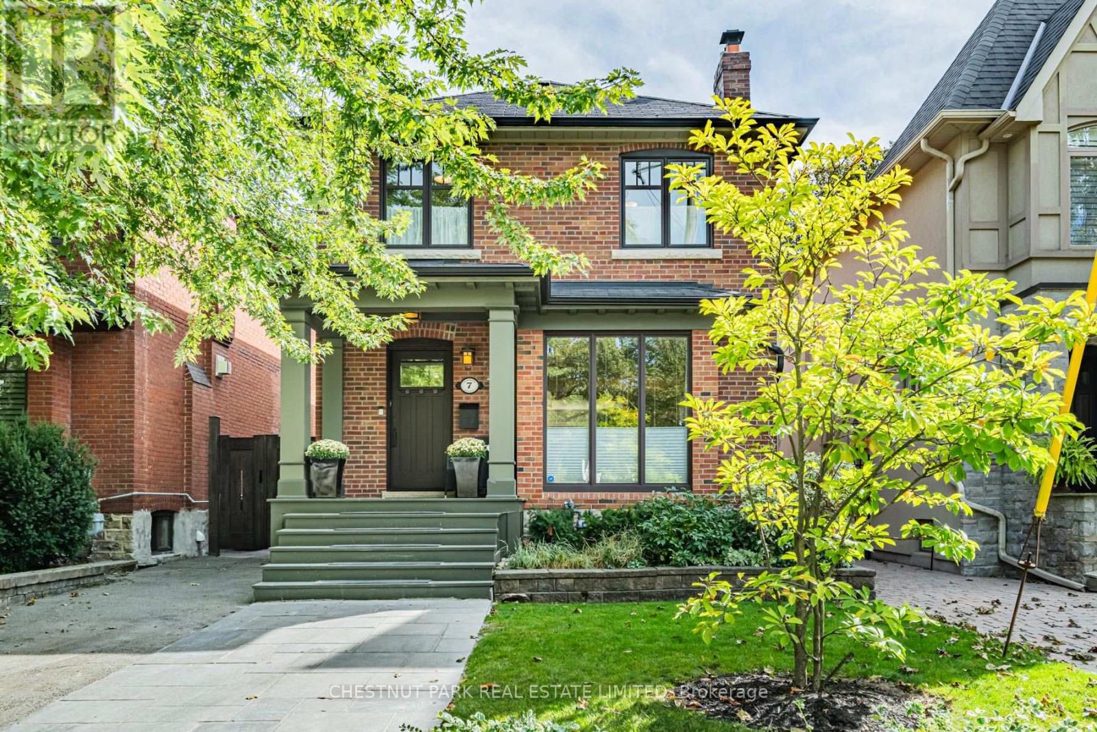 MLS® listing #30338555 for sale located at 7 ANDERSON AVENUE