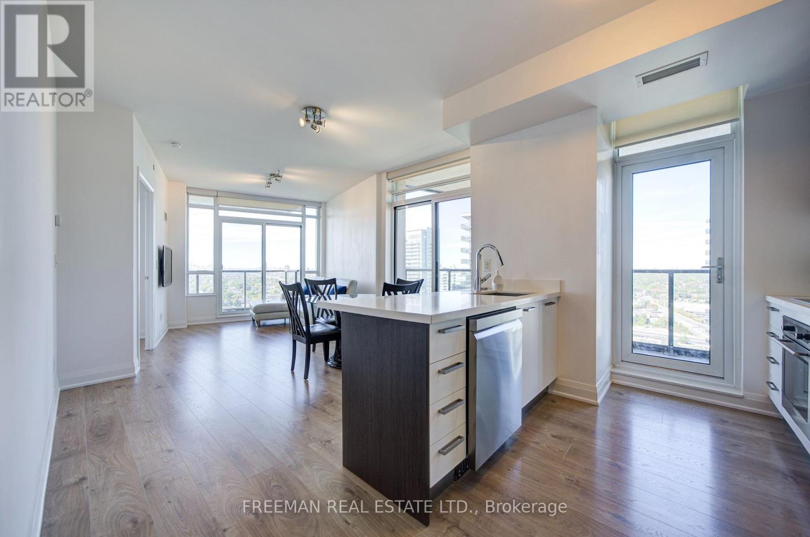 MLS® listing #30338577 for sale located at 2305 - 36 PARK LAWN ROAD