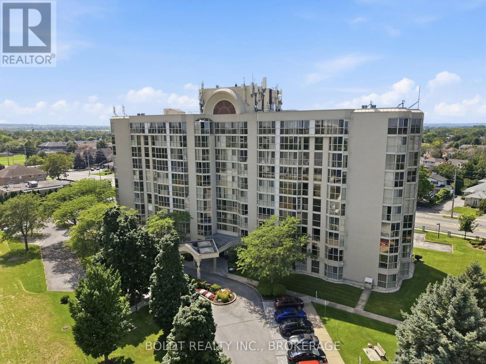 MLS® listing #30338633 for sale located at 306 - 162 MARTINDALE ROAD