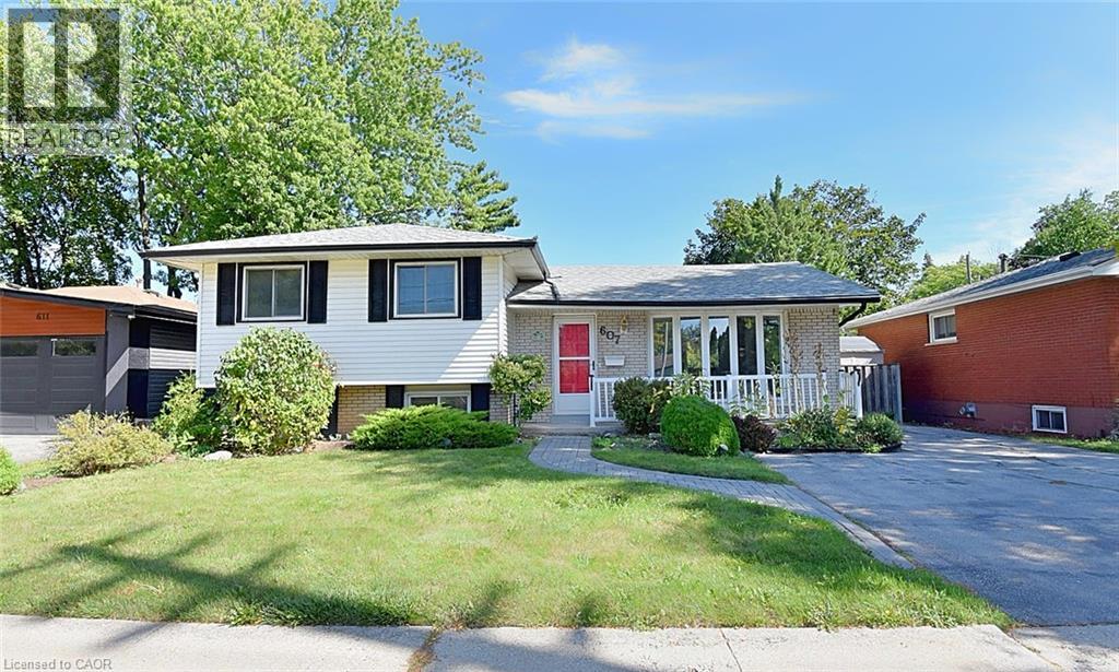 MLS® listing #30338758 for sale located at 607 WALKERS Line