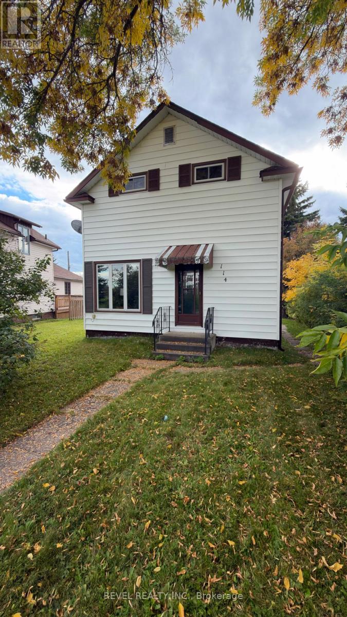 MLS® listing #30339807 for sale located at 114 CIRCLE PLACE
