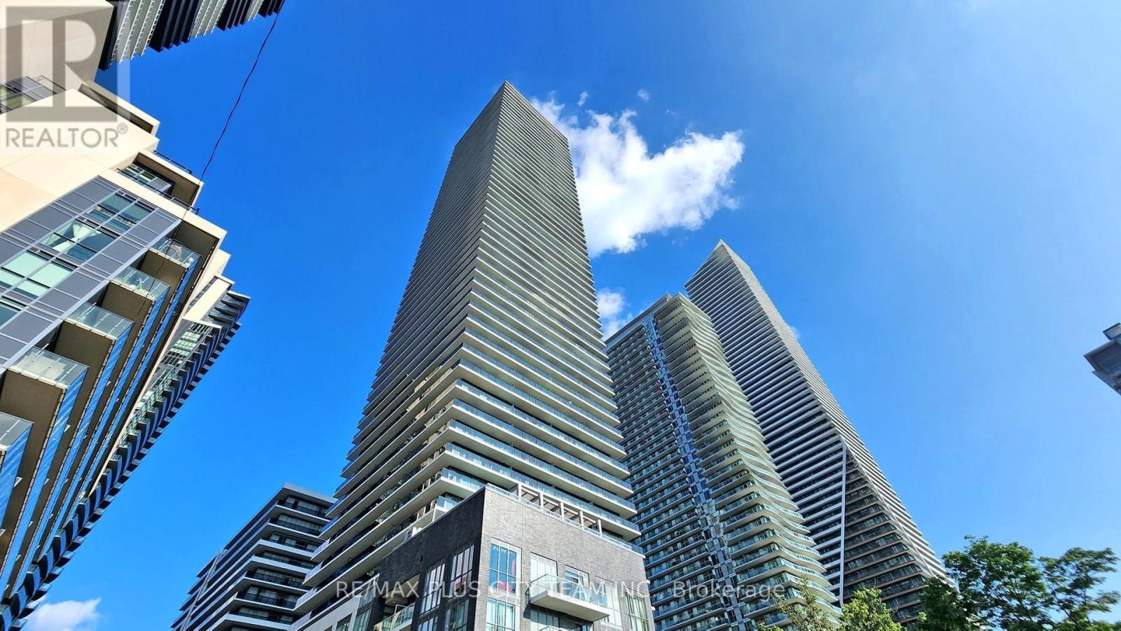 MLS® listing #30339908 for sale located at 205 - 70 ANNIE CRAIG DRIVE W