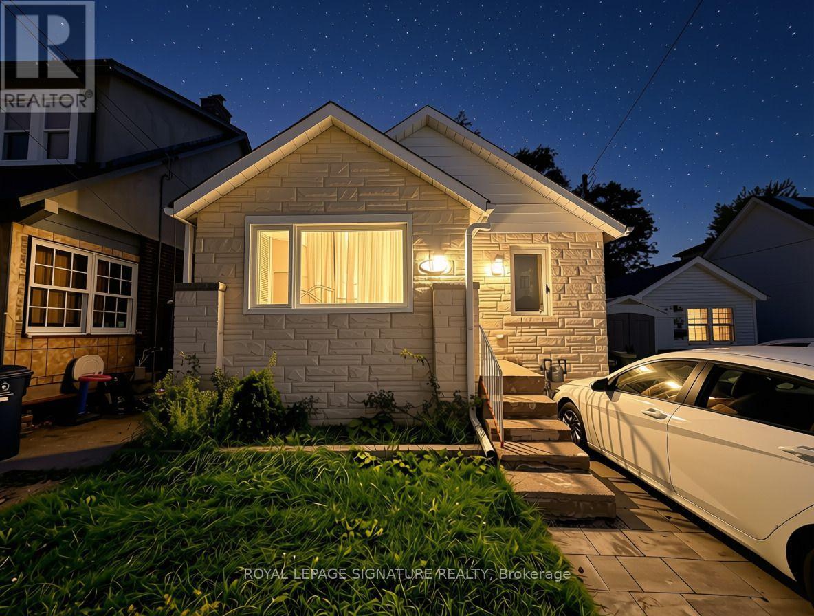 MLS® listing #30340070 for sale located at BSMT - 118 HARDING BOULEVARD