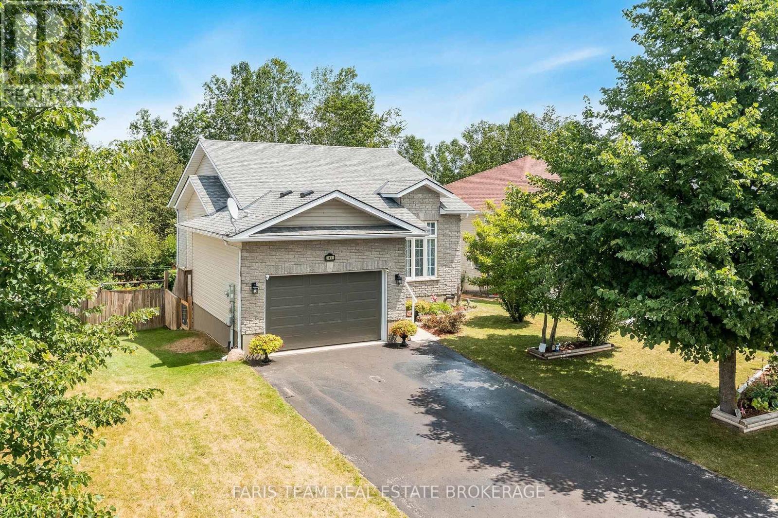 MLS® listing #30340107 for sale located at 47 GEORGIAS WALK