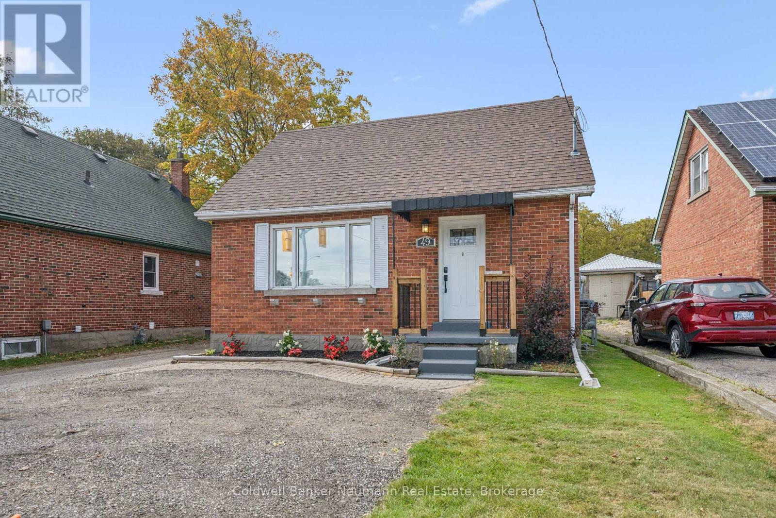 MLS® listing #30340547 for sale located at 49 EDNA STREET