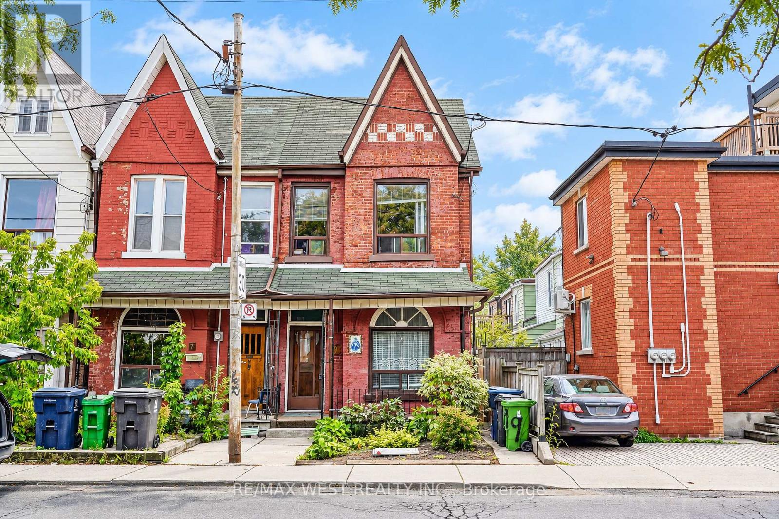 MLS® listing #30342291 for sale located at 9 NORTHUMBERLAND STREET