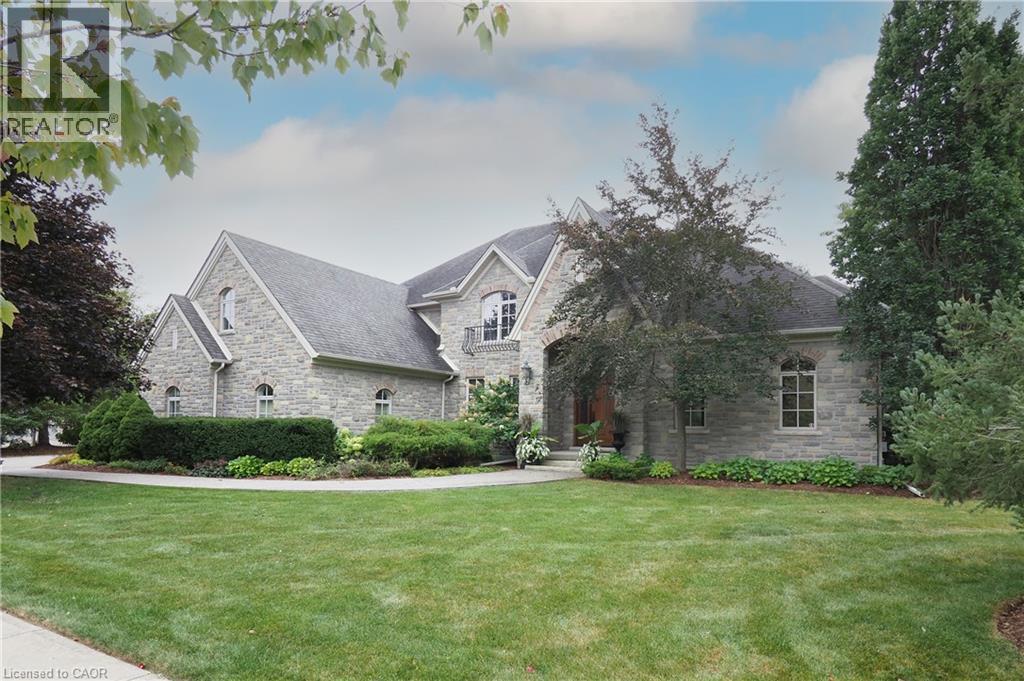 MLS® listing #30343642 for sale located at 585 KIWANIS PARK Drive