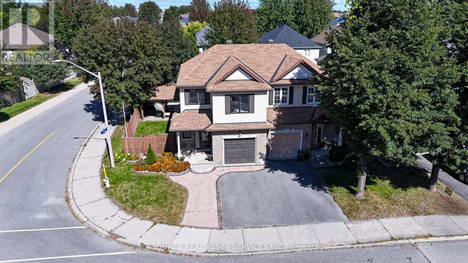 MLS® listing #30343714 for sale located at 127 WATERBRIDGE DRIVE