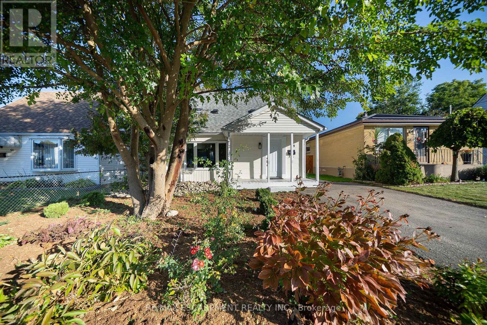 MLS® listing #30343962 for sale located at 89 SALISBURY AVENUE